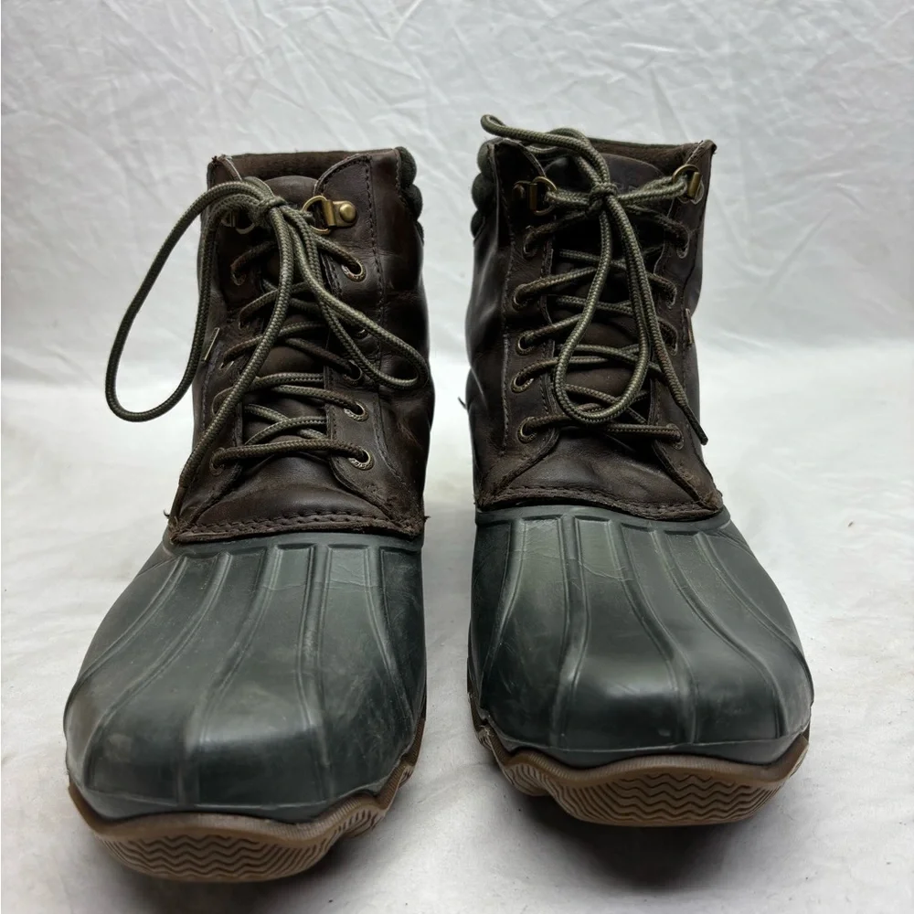 Sperry boots for men’s size 9.5 M